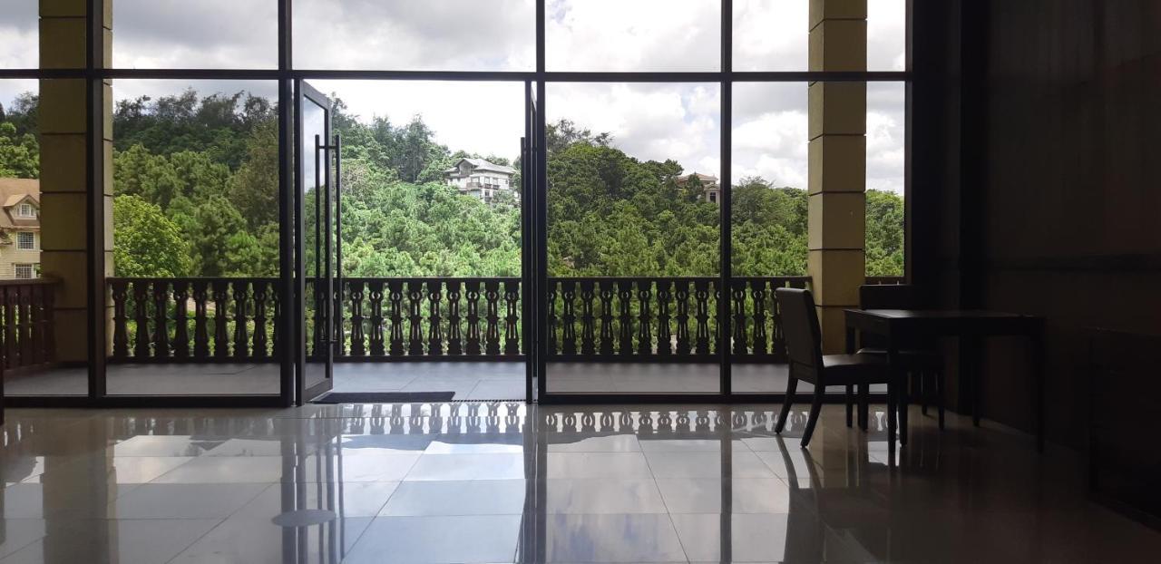 Carol Crosswinds Tagaytay Hotel Cavite City Exterior photo